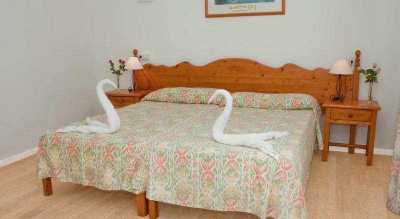 Apartamentos Cala D'Or Park PMI Exteriör bild
