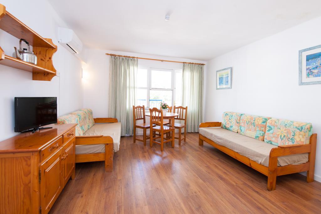 Apartamentos Cala D'Or Park PMI Exteriör bild