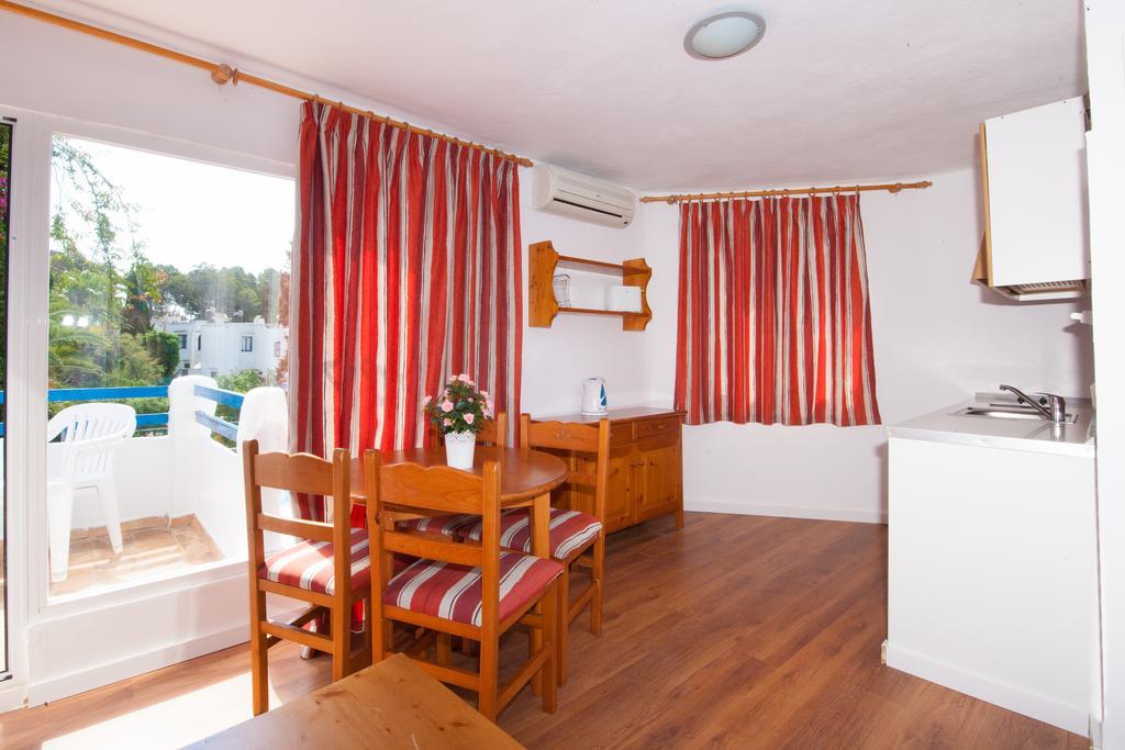 Apartamentos Cala D'Or Park PMI Exteriör bild