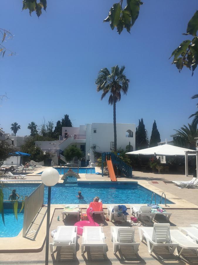 Apartamentos Cala D'Or Park PMI Exteriör bild