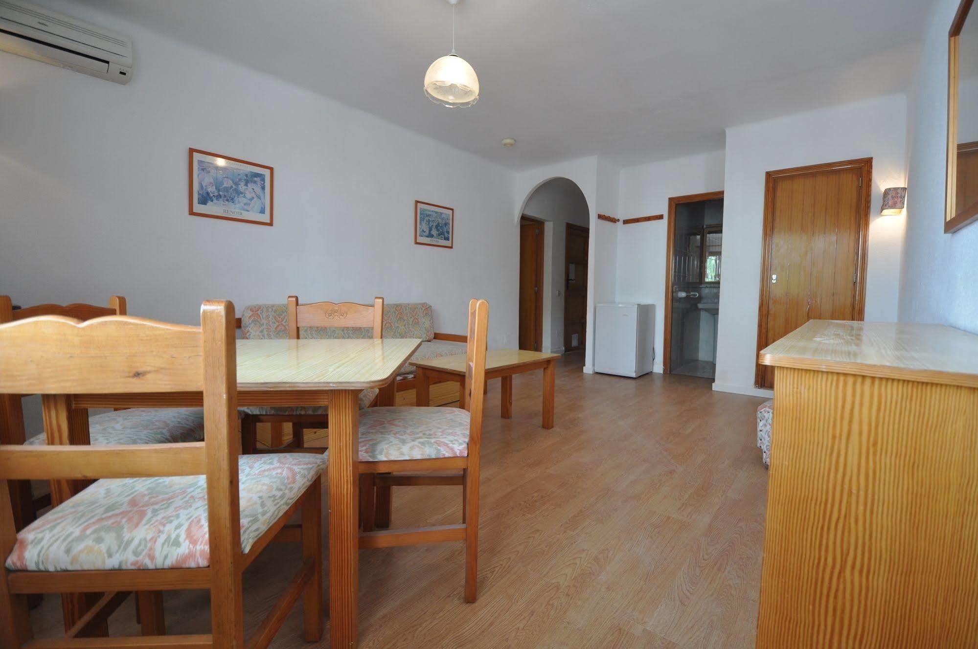 Apartamentos Cala D'Or Park PMI Exteriör bild